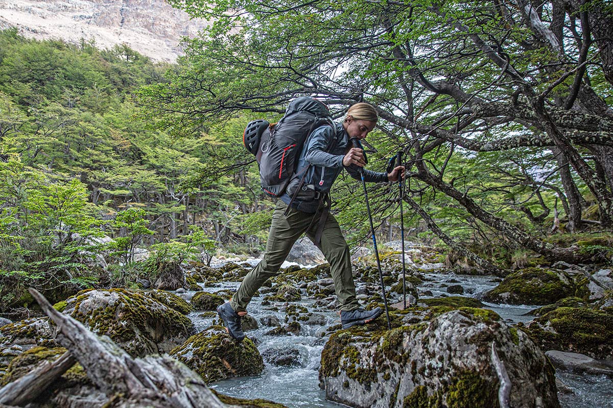 Salomon X Ultra 4 GTX Mid (gripping on mossy boulders)